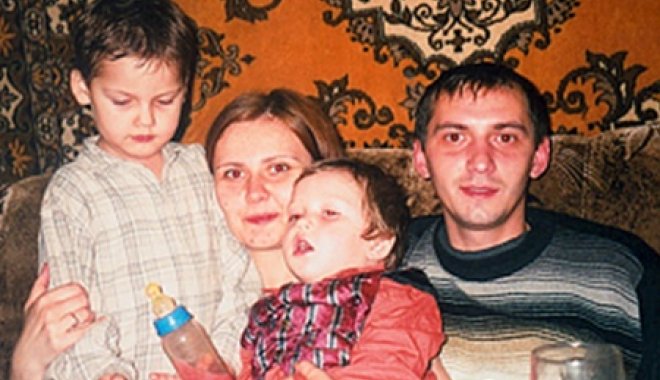 Татьяна Лымарь с сыновьями и мужем Русланом. Фото из архива семьи Лымарь