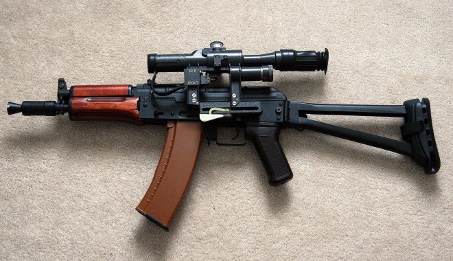 Боец застрелил сослуживца из АКС-74У. Фото: MilitaryArms.ru