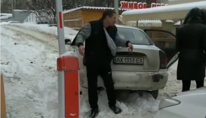 Водитель был пьян. Кадр из видео