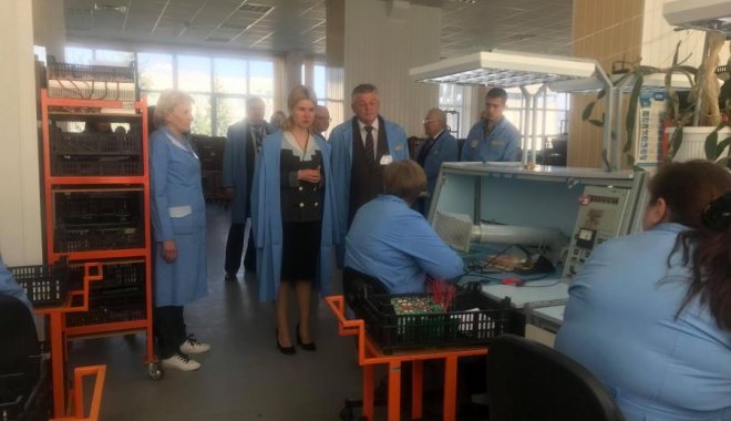 Глава области на "Хартроне". Фото: ХОГА