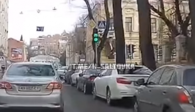 Кадр из видео