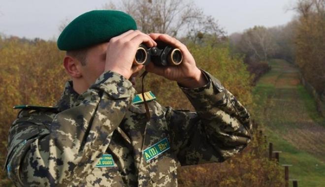 Нелегалов переправляли через границу вне пунктов пропуска. Фото: kor.ill.in.ua