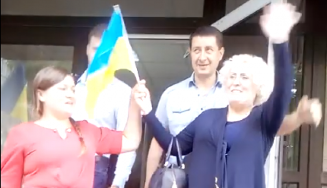 Крат и Штепа на пороге суда. Кадр из видео
