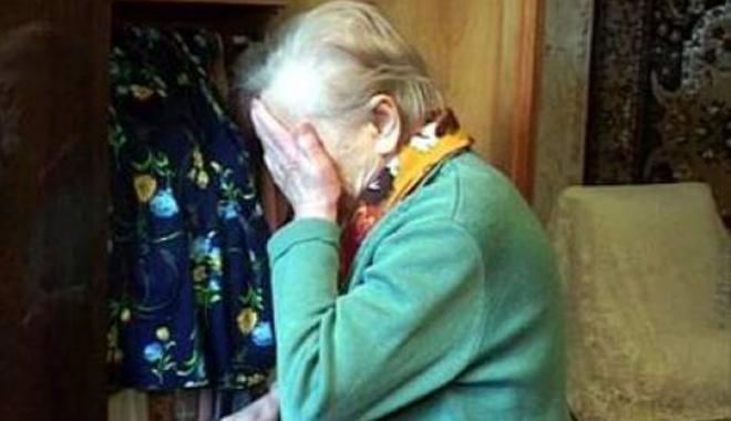 Женщина забыла запереть дверь и стала жертвой вора. Фото: polit74.ru